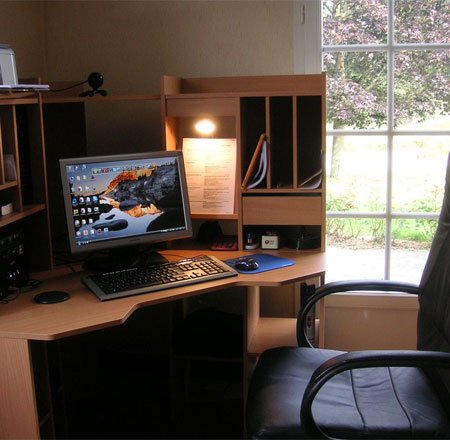 computer on rent in noida